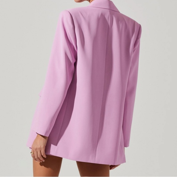 LAUDINE OVERSIZED BLAZER - Picture 3 of 5